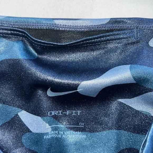 Nike Blue Camo Hi Rise Dri Fit Leggings Metallic Sheen Inside Back Pocket Size S - Picture 7 of 7